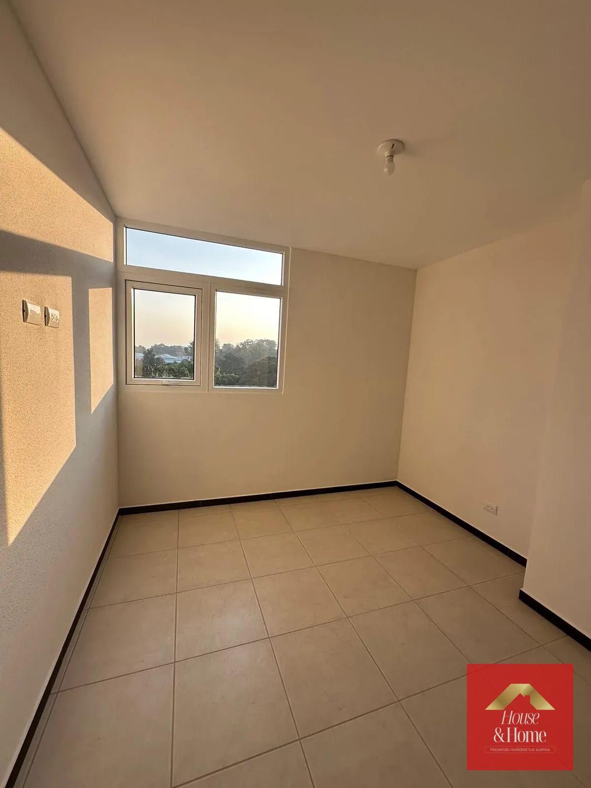 apartamento en renta zona 11-Parque San Jorge — Apartamento en Alquiler en Parque San Jorge, Zona 11, Guatemala, Ciudad — foto 6 de 11