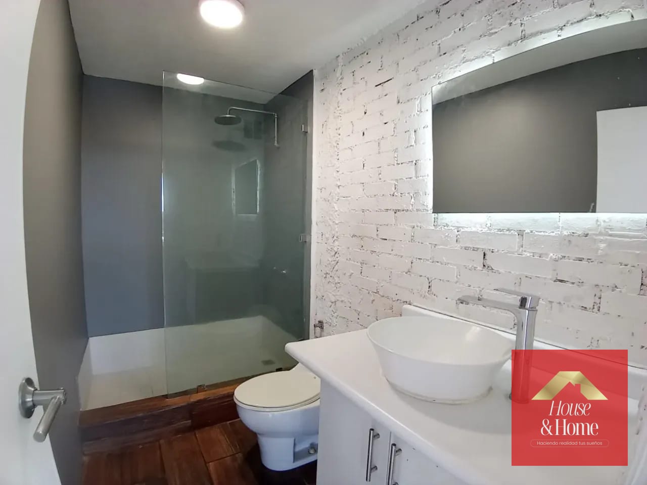 apartamento en renta zona 9 - semi amueblado! — Apartamento en Alquiler en Zona 9, Guatemala, Ciudad — foto 7 de 10