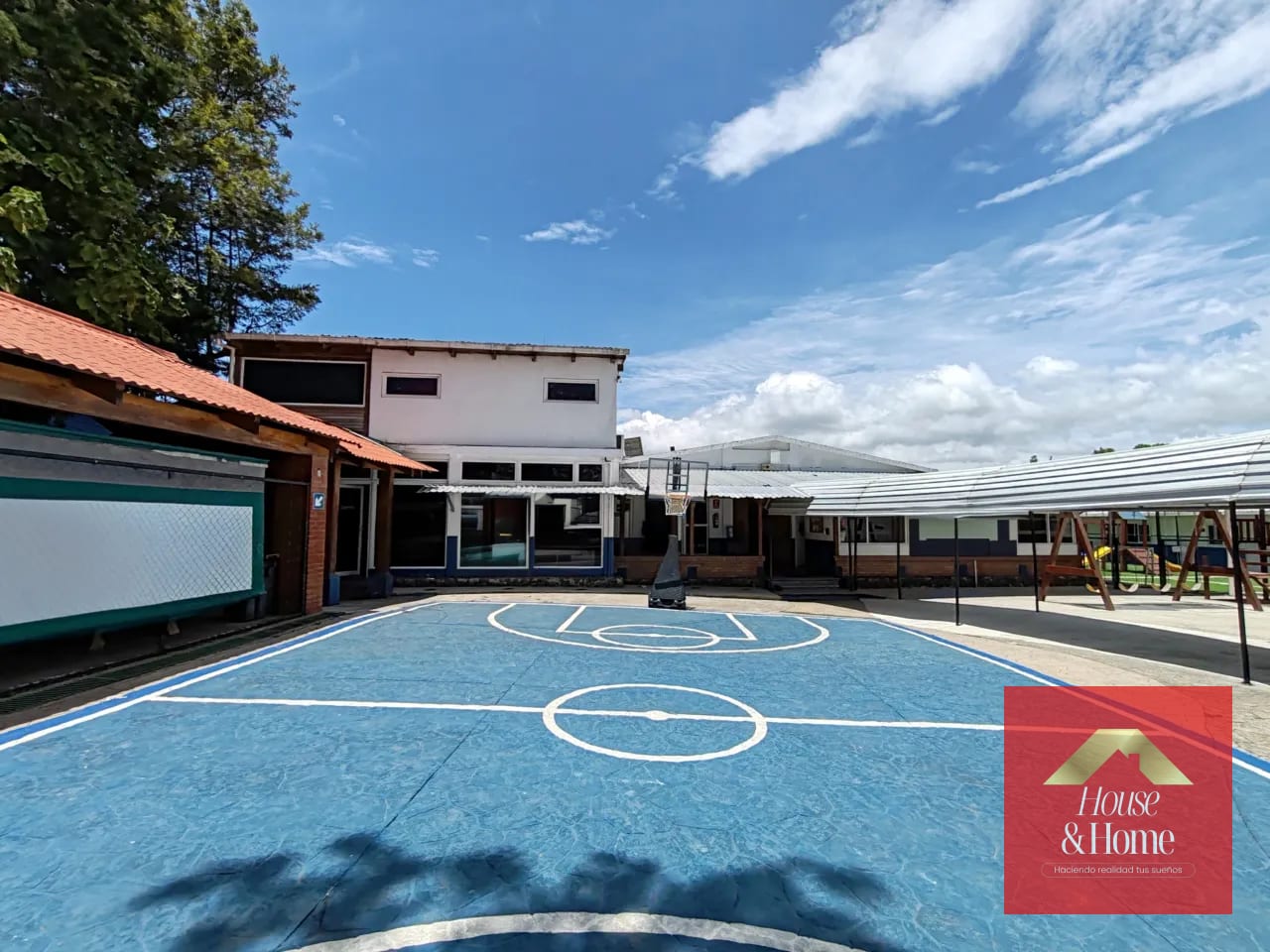 Propiedad comercial en venta ideal para colegio, universidad, oficinas. — Casa en Venta en Carretera a El Salvador, Guatemala, Ciudad — foto 5 de 14