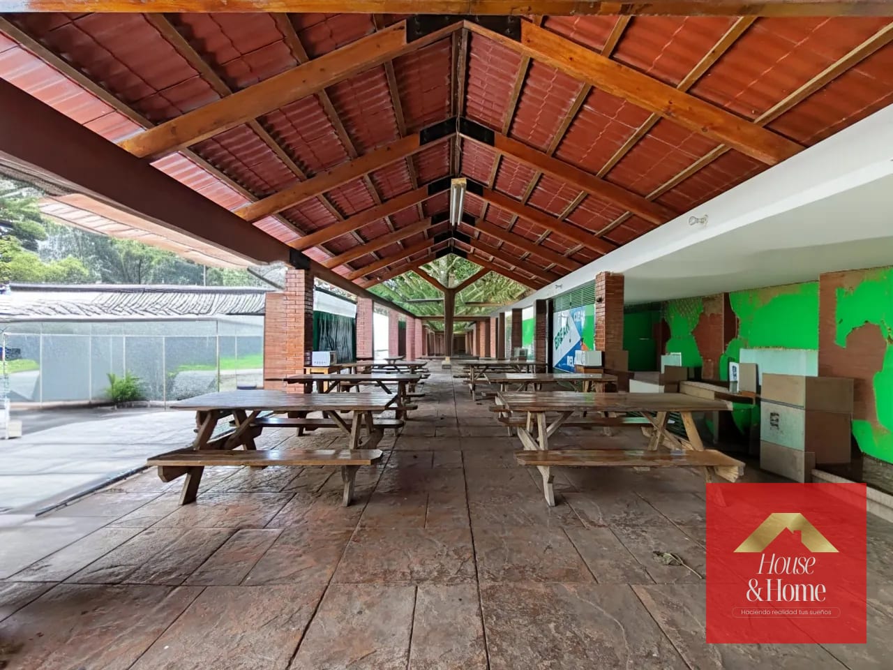 Propiedad comercial en venta ideal para colegio, universidad, oficinas. — Casa en Venta en Carretera a El Salvador, Guatemala, Ciudad — foto 8 de 14