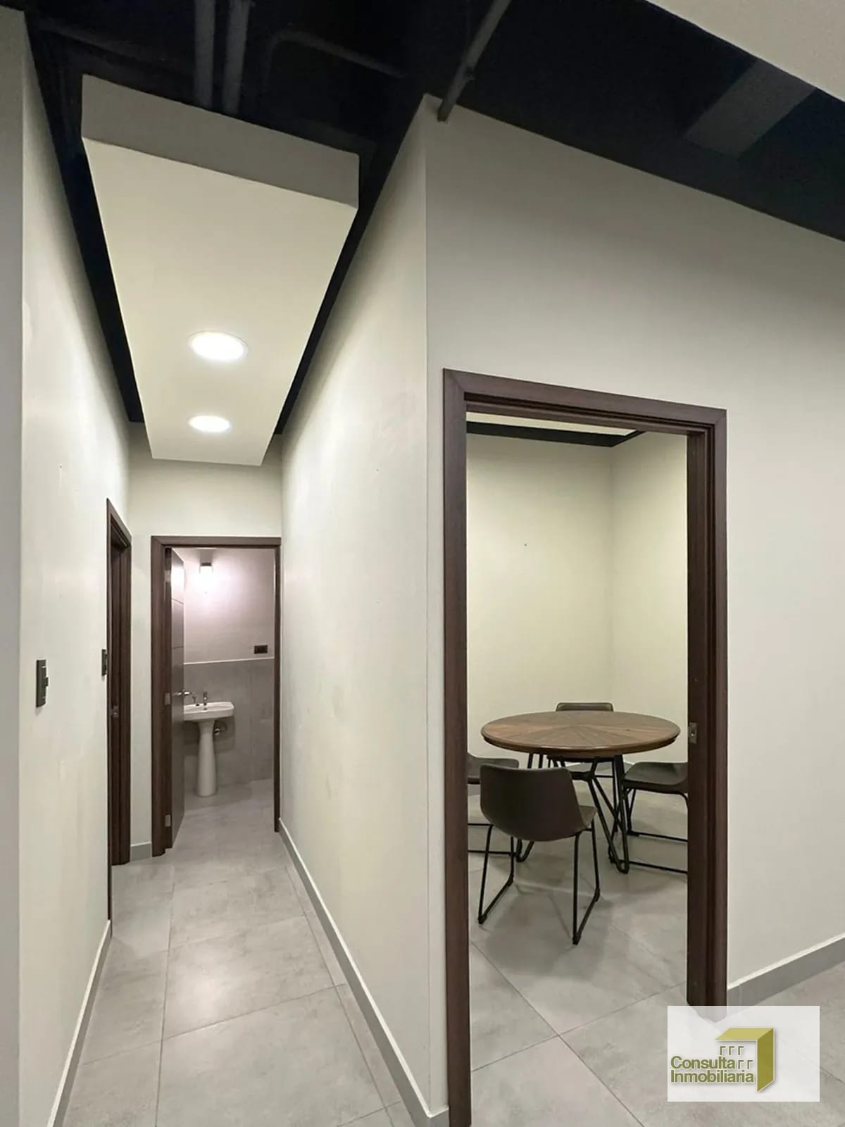 Oficina / Torre Muxbal / 93.50m² - Image 4