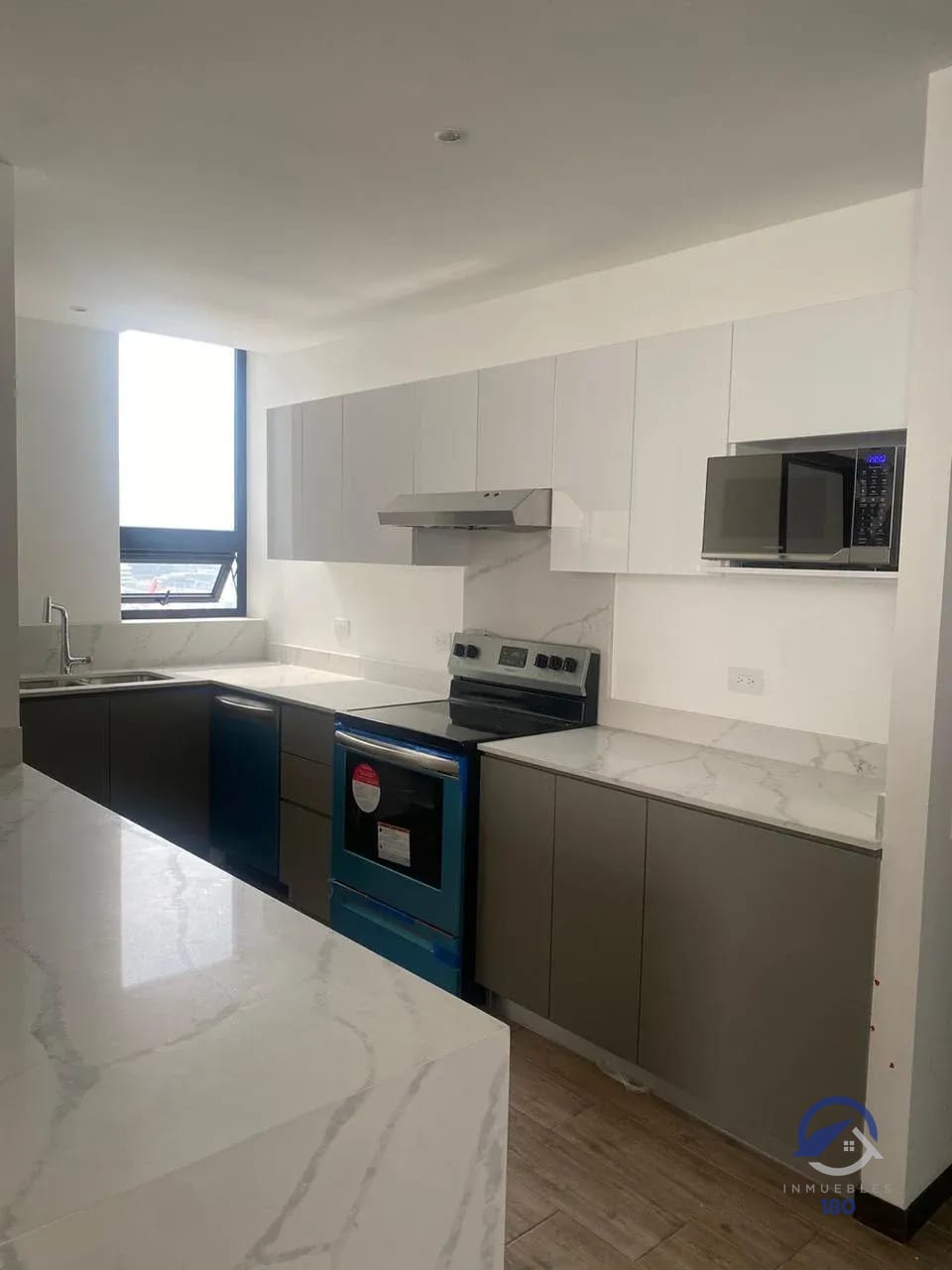 Apartamento en alquiler en Edificio Auré, zona 13 — Apartamento en Alquiler en Aure, Zona 13, Guatemala, Ciudad — foto 5 de 15