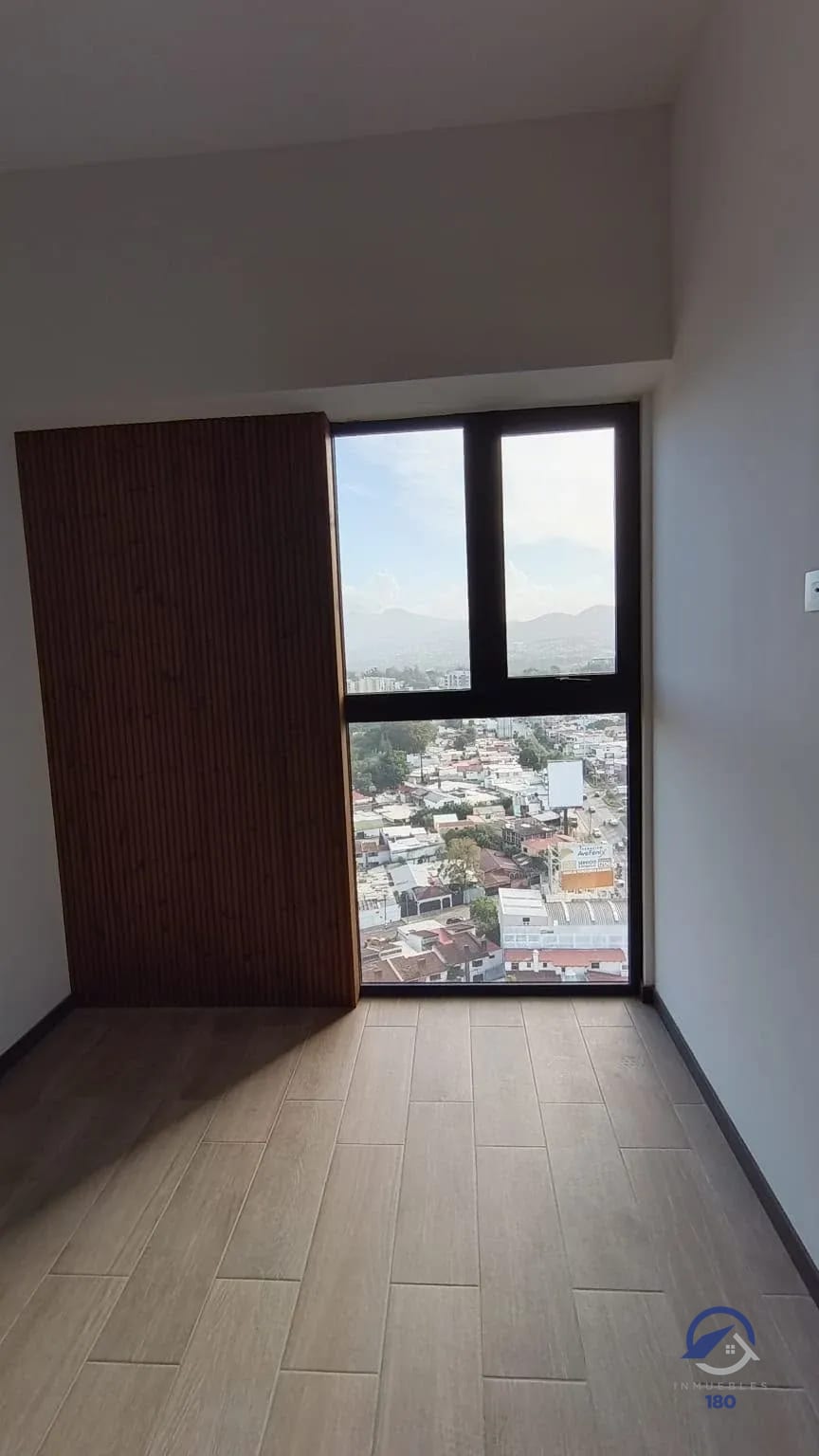 Apartamento en renta en Edificio Altaire, zona 11 — Apartamento en Alquiler en Zona 11, Guatemala, Ciudad — foto 5 de 11