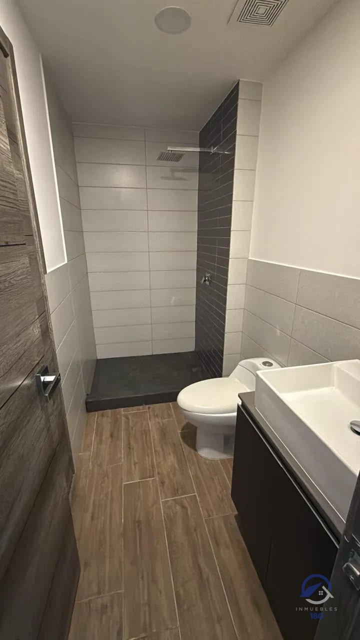 Apartamento de una habitación en Kiintea, zona 15 — Apartamento en Venta en Kiintea, Zona 15, Guatemala, Ciudad — foto 7 de 12