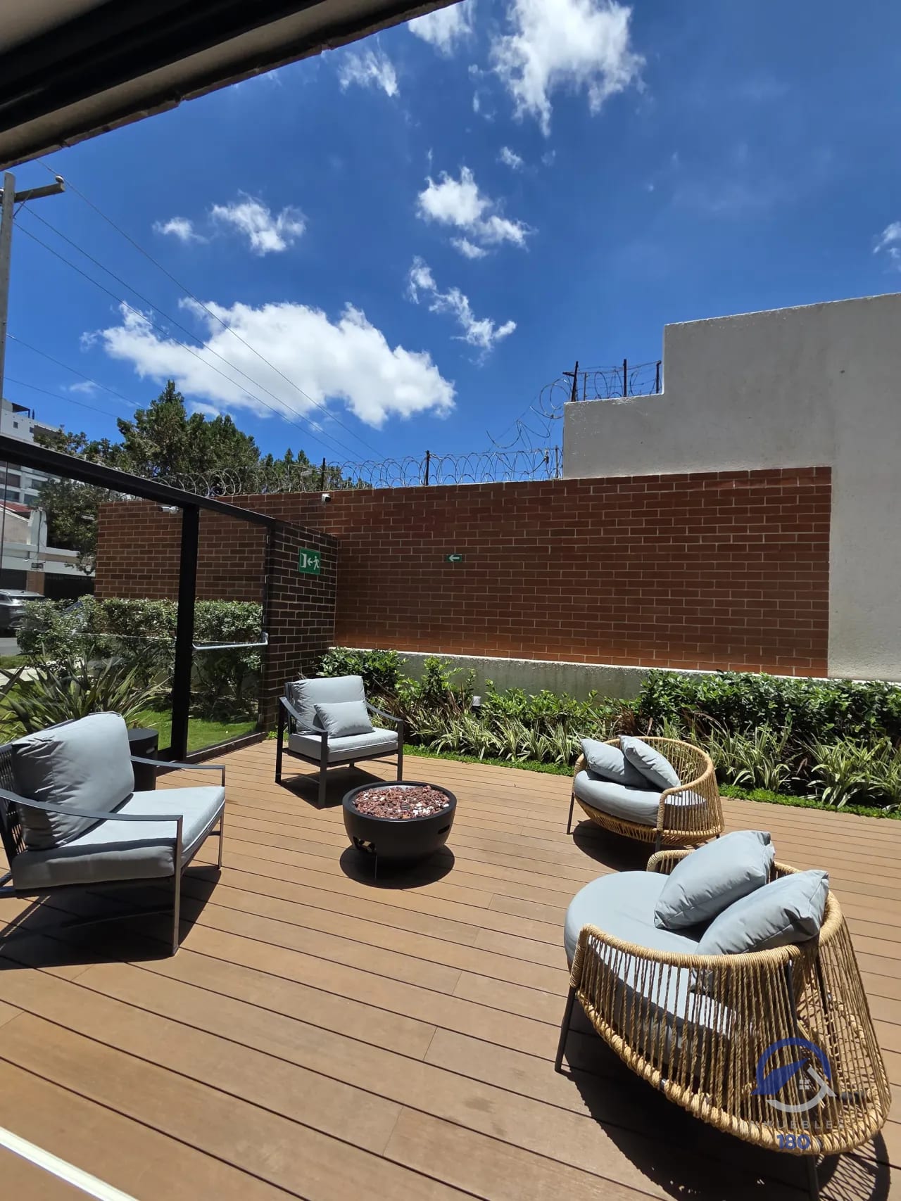 Apartamento de una habitación en Kiintea, zona 15 — Apartamento en Venta en Kiintea, Zona 15, Guatemala, Ciudad — foto 12 de 12