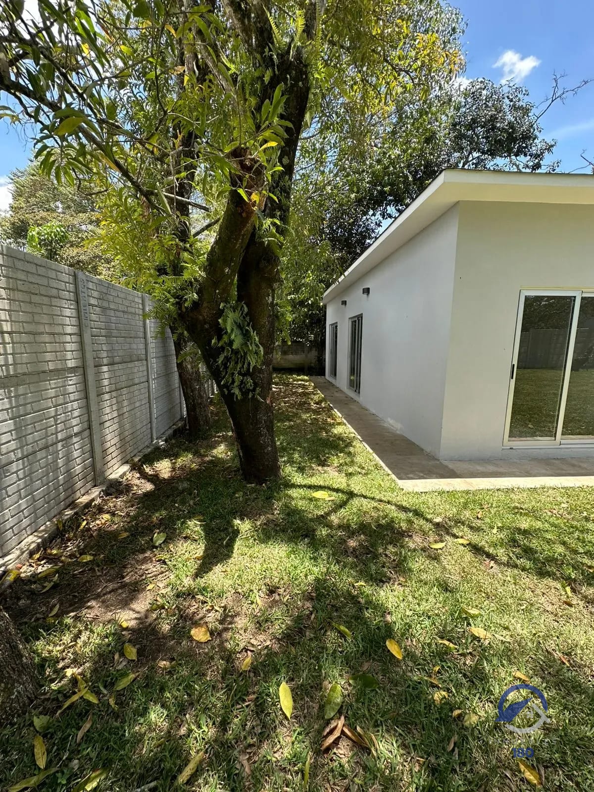 Casa en Venta en Condominio Hacienda Real, Carretera a Santa Elena Bar — Casa en Venta en Villa Canales, Guatemala, Ciudad — foto 3 de 14