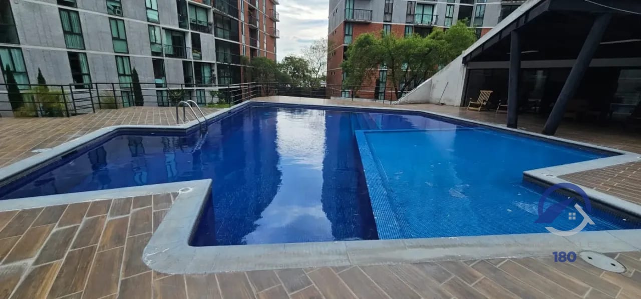 Piscina — Apartamento de 2 dormitorios en venta en Mariscal Uno Uno, zona 11 — Apartamento en Venta en Mariscal Uno Uno, Zona 11, Guatemala, Ciudad — foto 17 de 17