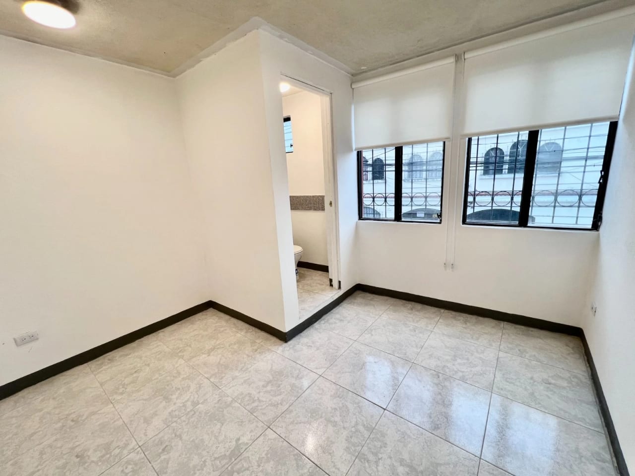 Alquiler de oficinas/clínicas en 1ERA avenida zona 1. — Oficina en Alquiler en Zona 1, Guatemala, Ciudad — foto 8 de 17