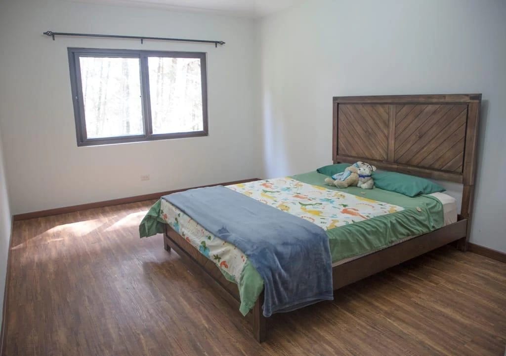 Renta de casa amueblada en Hacienda Nueva Country Club | San José Pinula — Casa en Alquiler en San José Pinula, Guatemala, Ciudad — foto 14 de 17