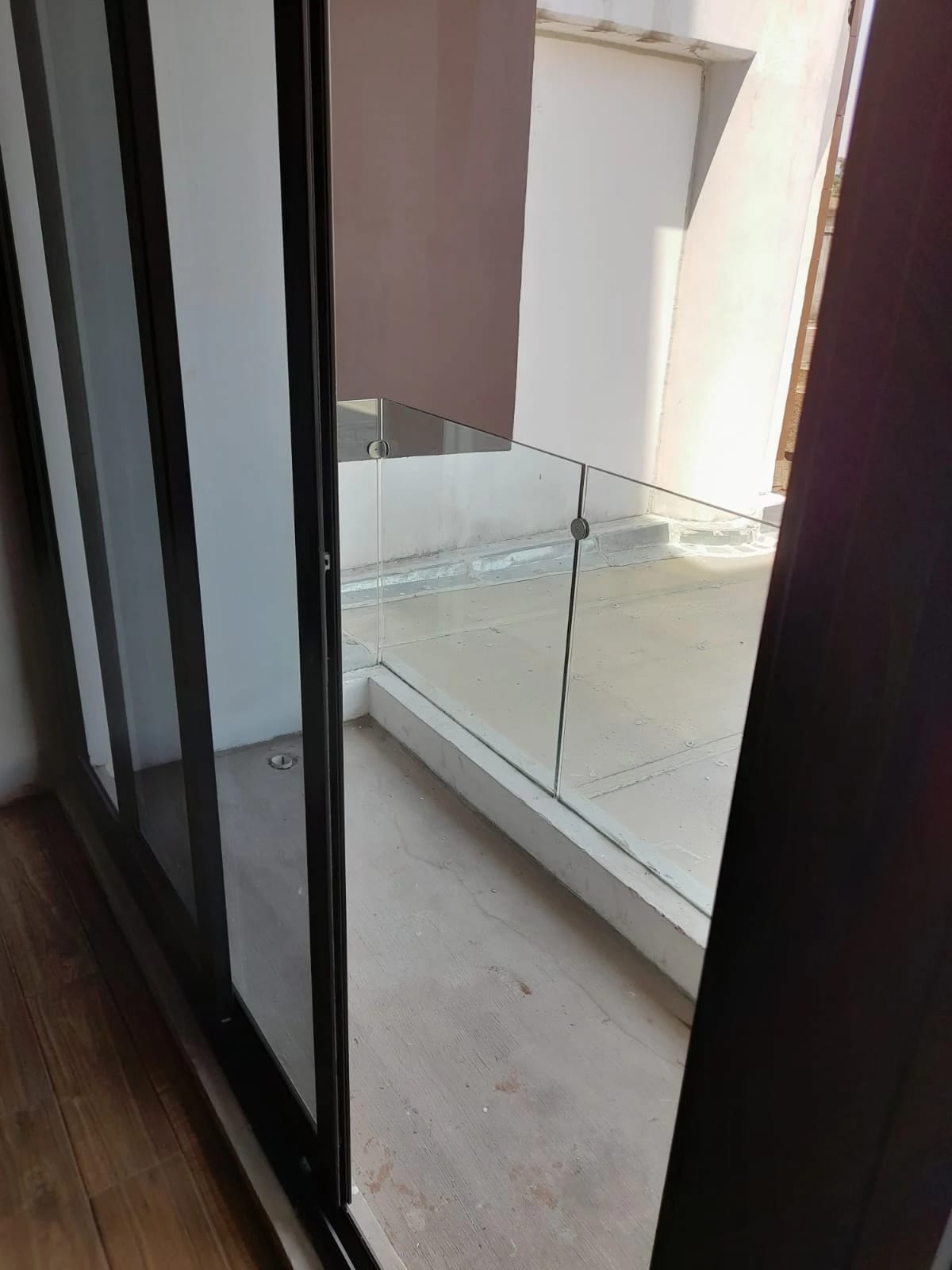 Renta de oficina en Edificio Ascend | Montufar Zona 9 — Oficina en Alquiler en Zona 9, Guatemala, Ciudad — foto 4 de 9