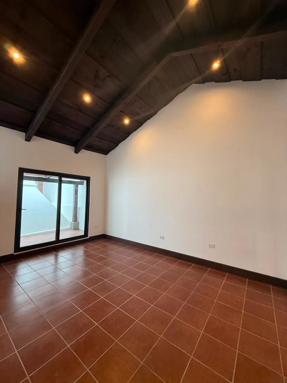 Venta de Exclusiva Casa en Portal de Antigua | A solo 5 minutos de Antigua Guatemala — Casa vacacional en Venta en Antigua, Sacatepéquez — foto 8 de 9