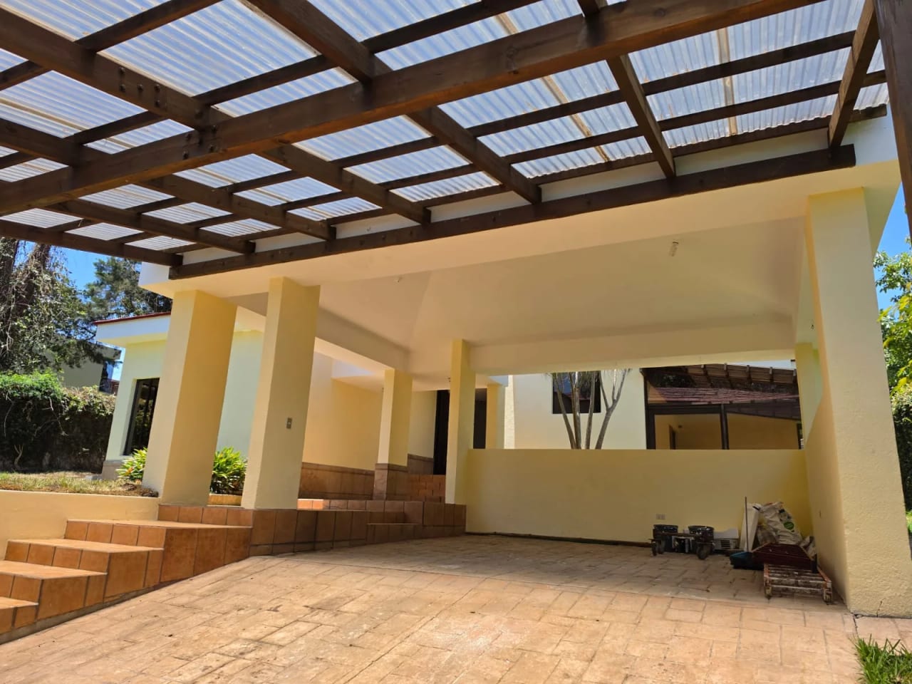 Renta de casa en Condominio Las Kascada | Km.16.5 Caes - Image 2