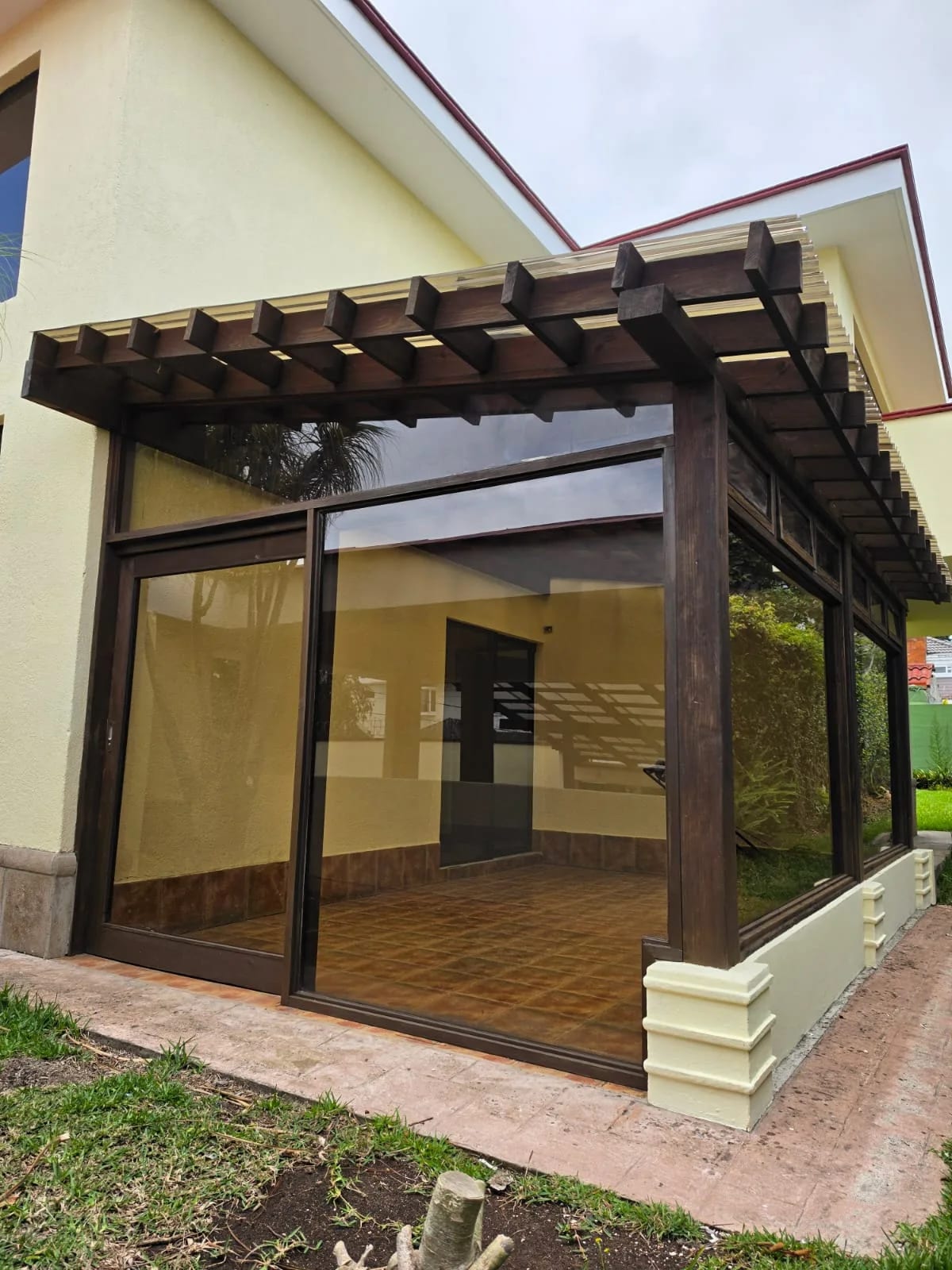 Venta de casa en Condominio Las Kascada | Km.16.5 Caes — Casa en Venta en Carretera a El Salvador, Guatemala, Ciudad — foto 3 de 17