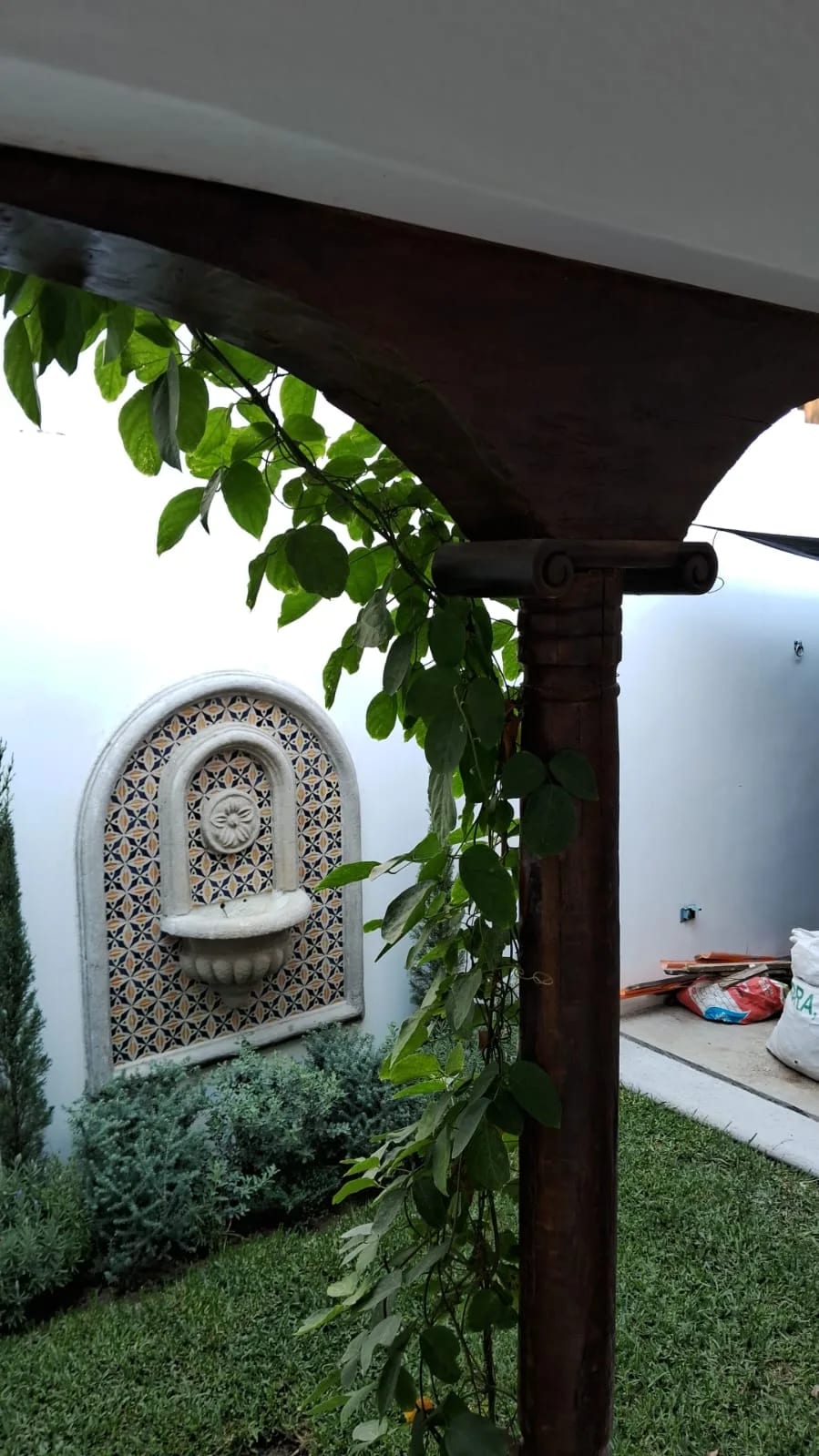 Renta de Casa Amueblada en Barrios Coloniales | San Pedro las Huertas — Casa en Alquiler en San Pedro Las Huertas, Antigua, Sacatepéquez — foto 10 de 13