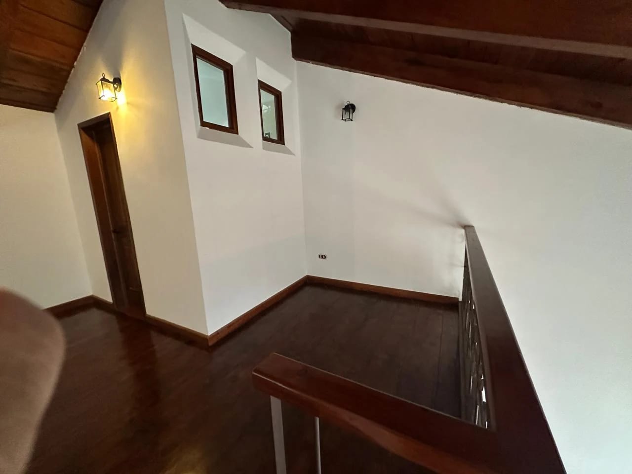 Renta de Casa en Antigua Guatemala a 600m de Iglesia El Calvario | Den — Casa en Alquiler en Antigua, Sacatepéquez — foto 8 de 13