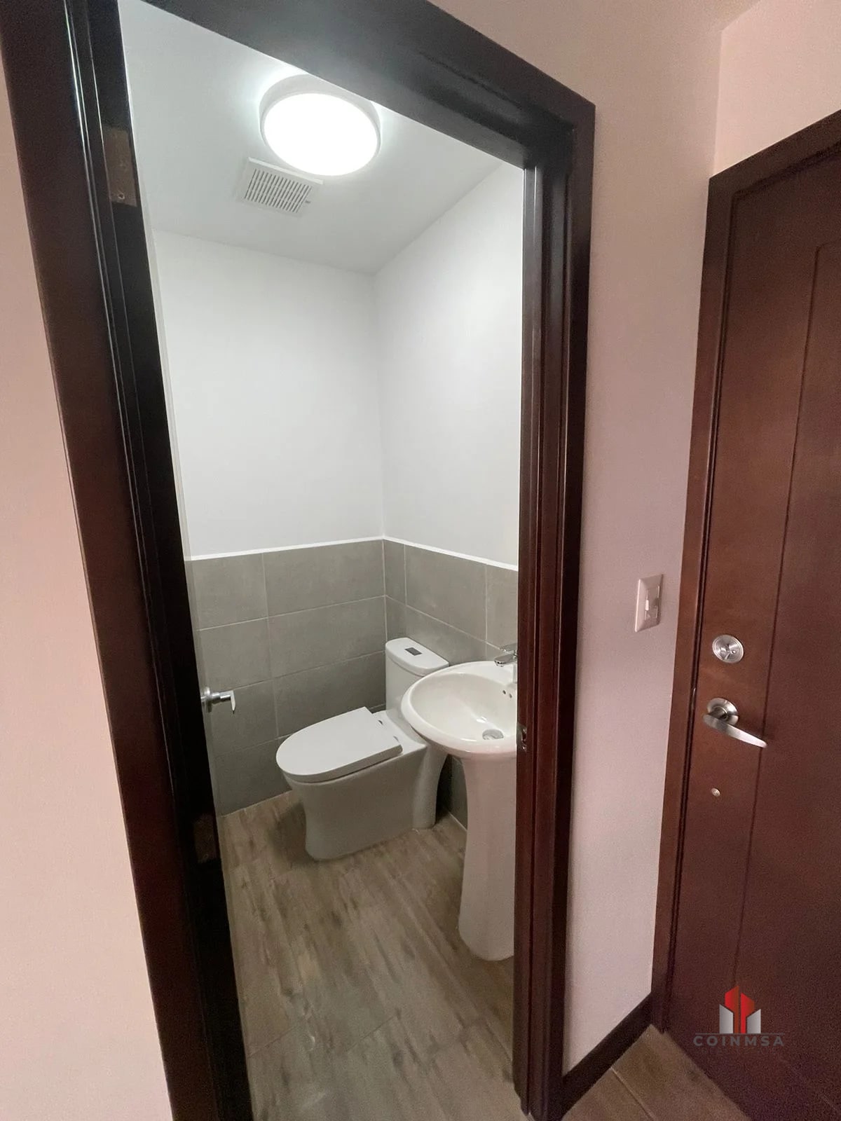 Apartamento en renta en zona 10 / Casalini Diagonal 6 - 4