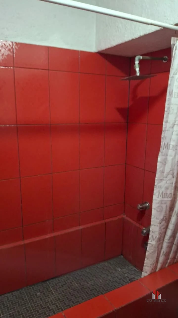Apartamento semi-amueblado en Renta zona 10 - 9