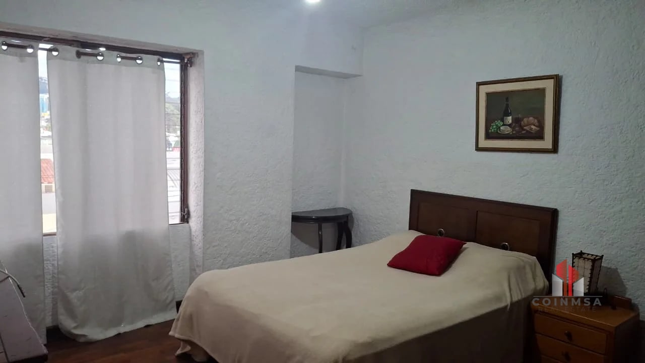 Apartamento amueblado en renta zona 10 / Las Cañas - 10