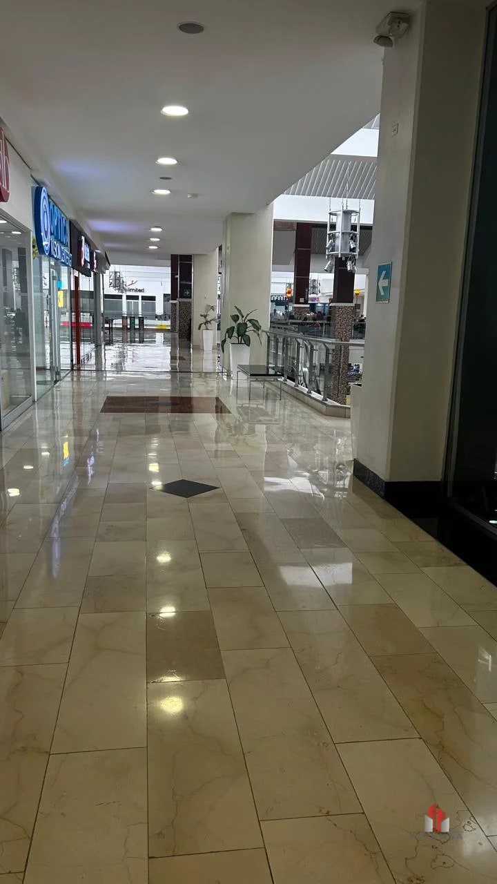 Local en Renta y Venta zona 10 / Pradera - 3