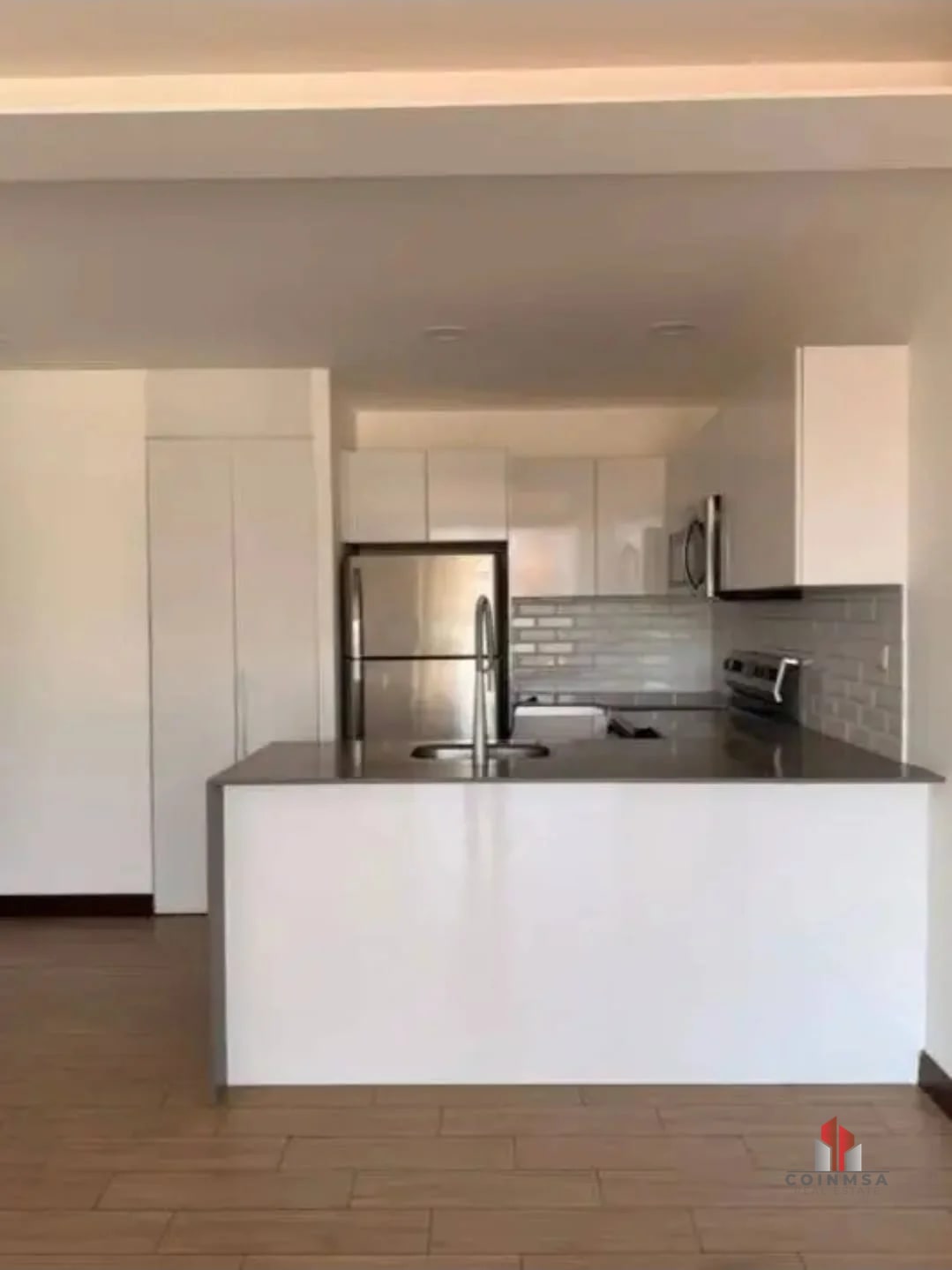 Apartamento en renta zona 15 Vista Hermosa II / Avenik - 1