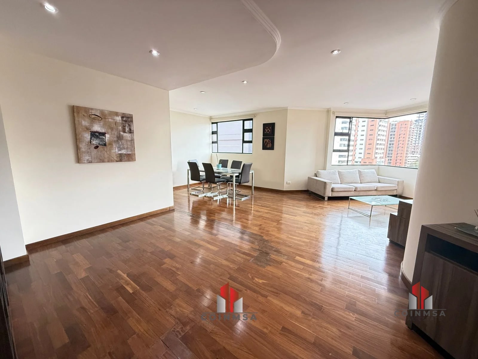 Apartamento amueblado en Venta zona 14 / Real de las Américas - 2