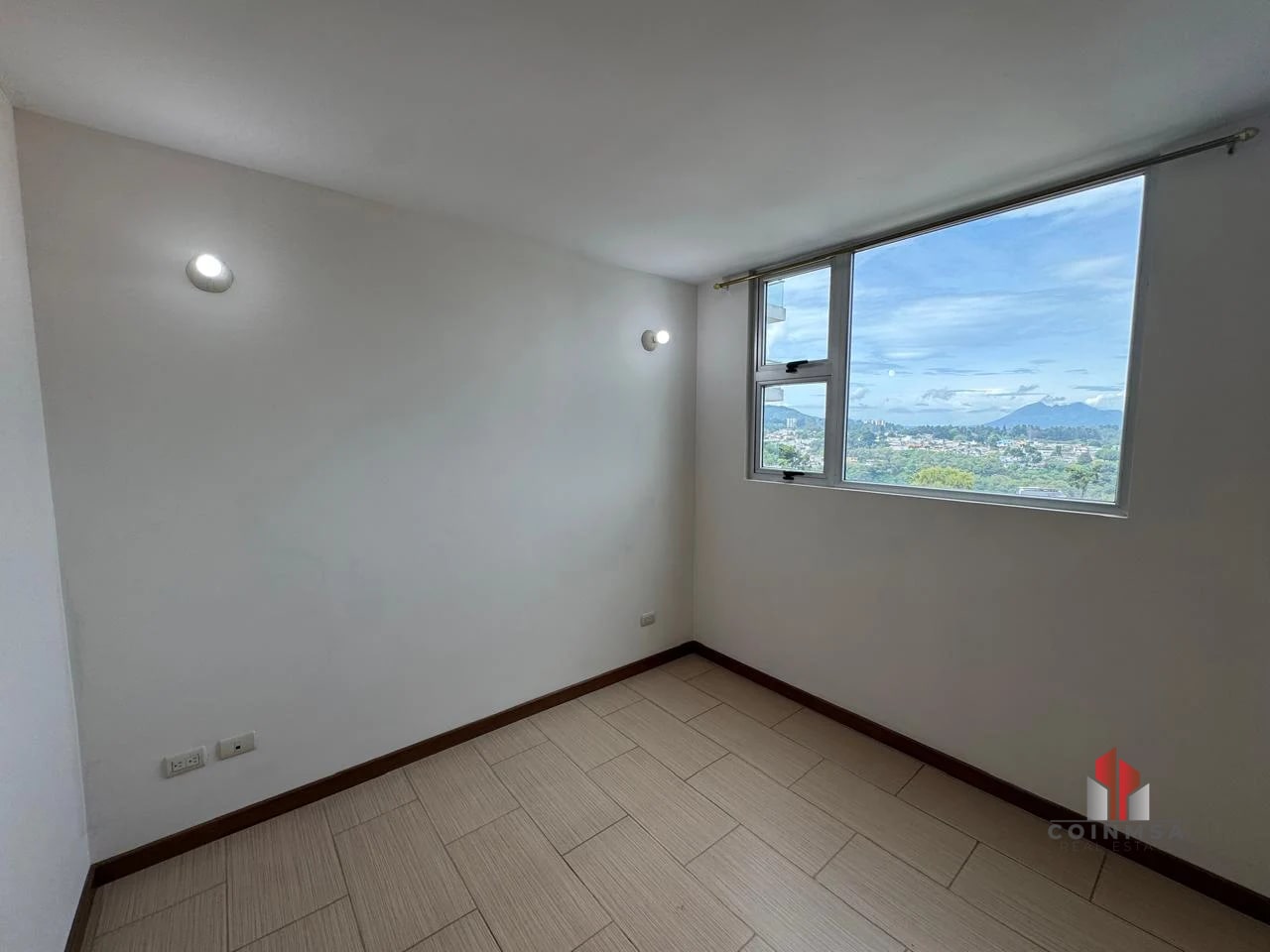Apartamento en renta y venta zona 14 / Condado la Villa — Apartamento en Alquiler en Condado La Villa, Zona 14, Guatemala, Ciudad — foto 3 de 8