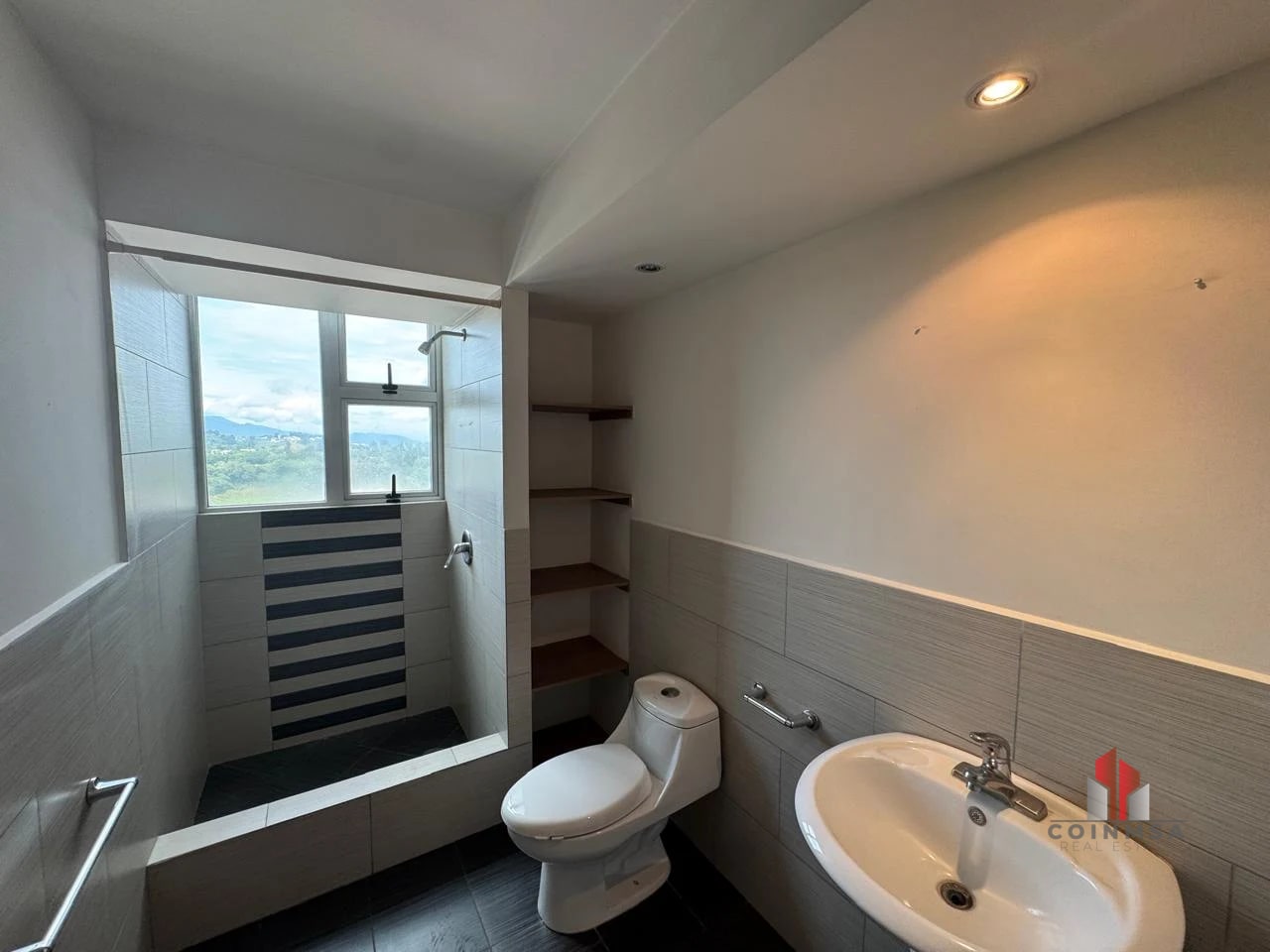 Apartamento en renta y venta zona 14 / Condado la Villa — Apartamento en Alquiler en Condado La Villa, Zona 14, Guatemala, Ciudad — foto 8 de 8