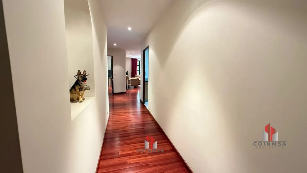 Apartamento semi-amueblado en Renta zona 10 — Apartamento en Alquiler en Real de Las Américas, Zona 14, Guatemala, Ciudad — foto 3 de 11