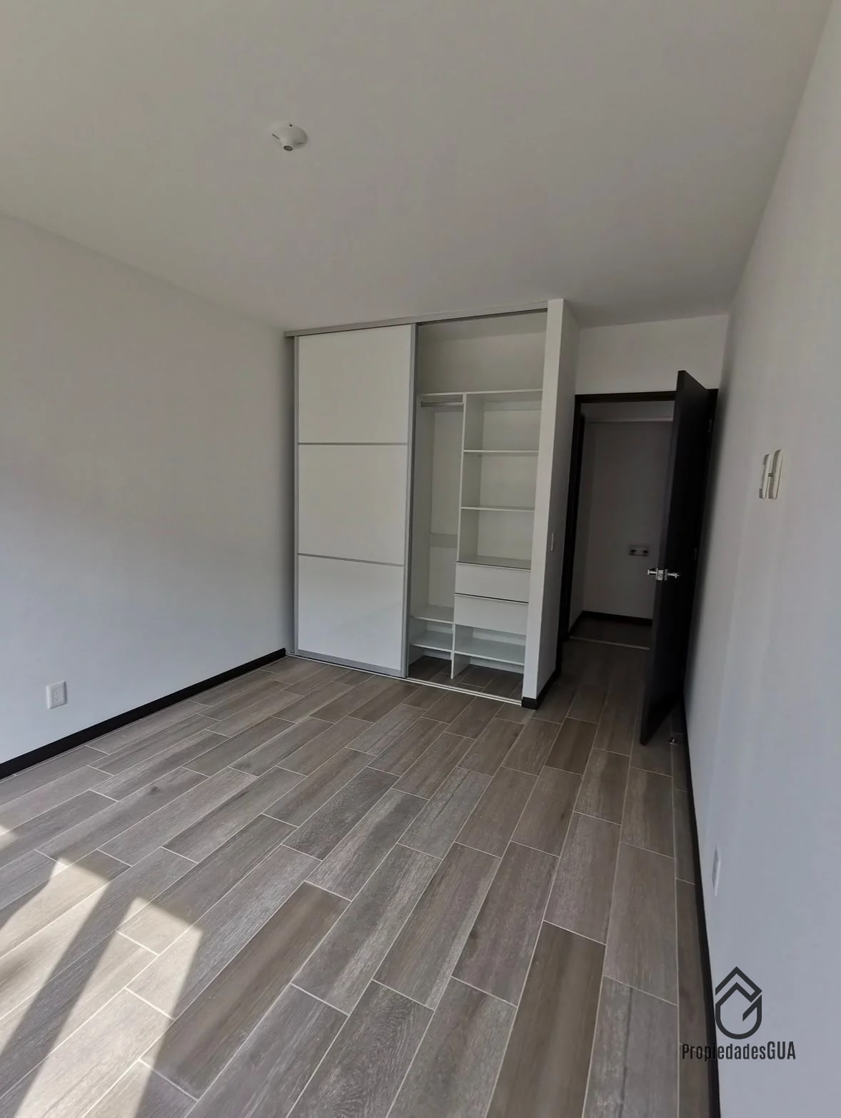 Apartamento con jardín acepta mascota - 11