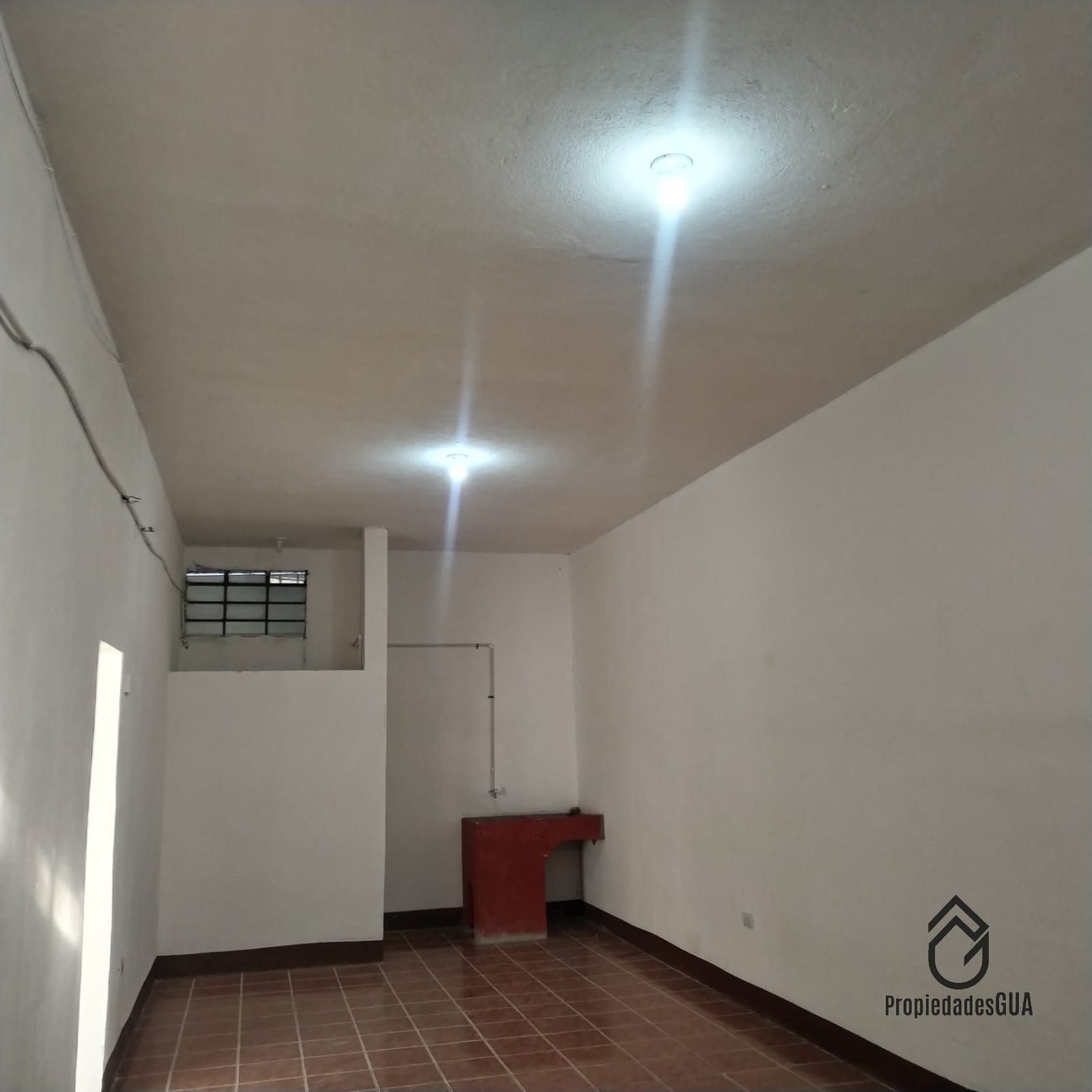 Se rentan 2 locales comerciales en zona 1 — Local en Alquiler en Zona 1, Guatemala, Ciudad — foto 1 de 7
