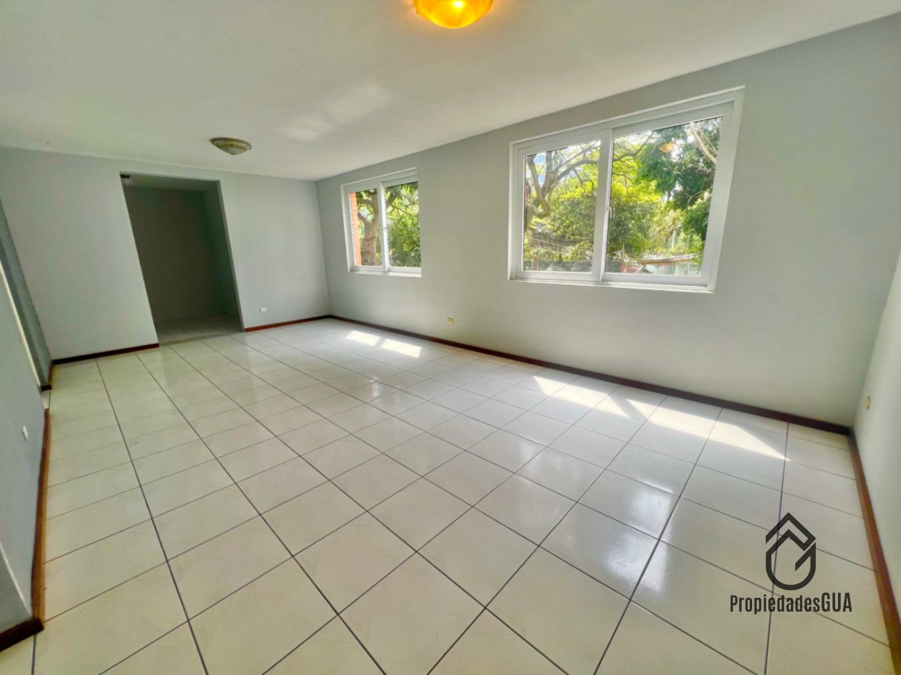 Apartamentos amplios y recién remodelados zona 13 — Apartamento en Alquiler en Zona 13, Guatemala, Ciudad — foto 9 de 12