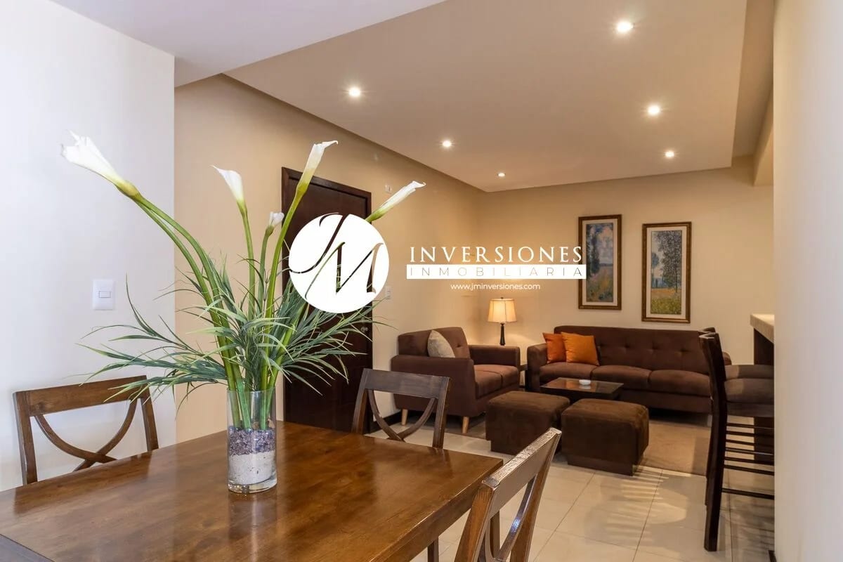Apartamento en Renta, amueblado en zona 14 - Image 1