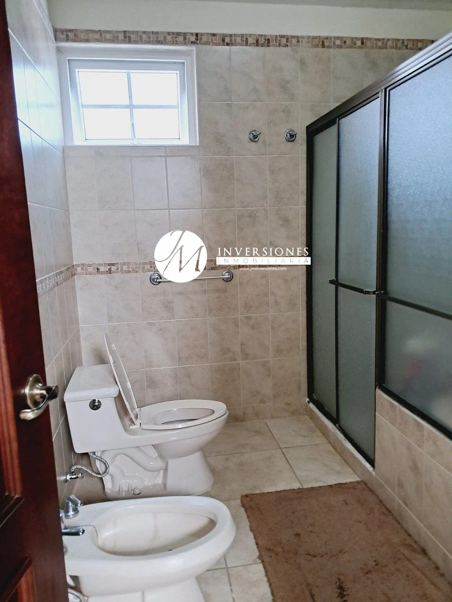 Casa en renta de 5 Dormitorios en Fraijanes — Casa en Alquiler en Plaza Madero Fraijánes, Carretera a El Salvador, Guatemala, Ciudad — foto 13 de 16