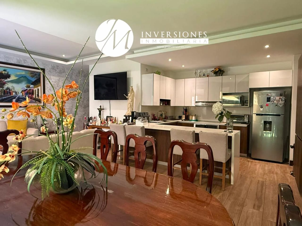 Apartamento en Venta de 3 Dormitorios en zona 10 — Apartamento en Venta en Zona 10, Guatemala, Ciudad — foto 2 de 15