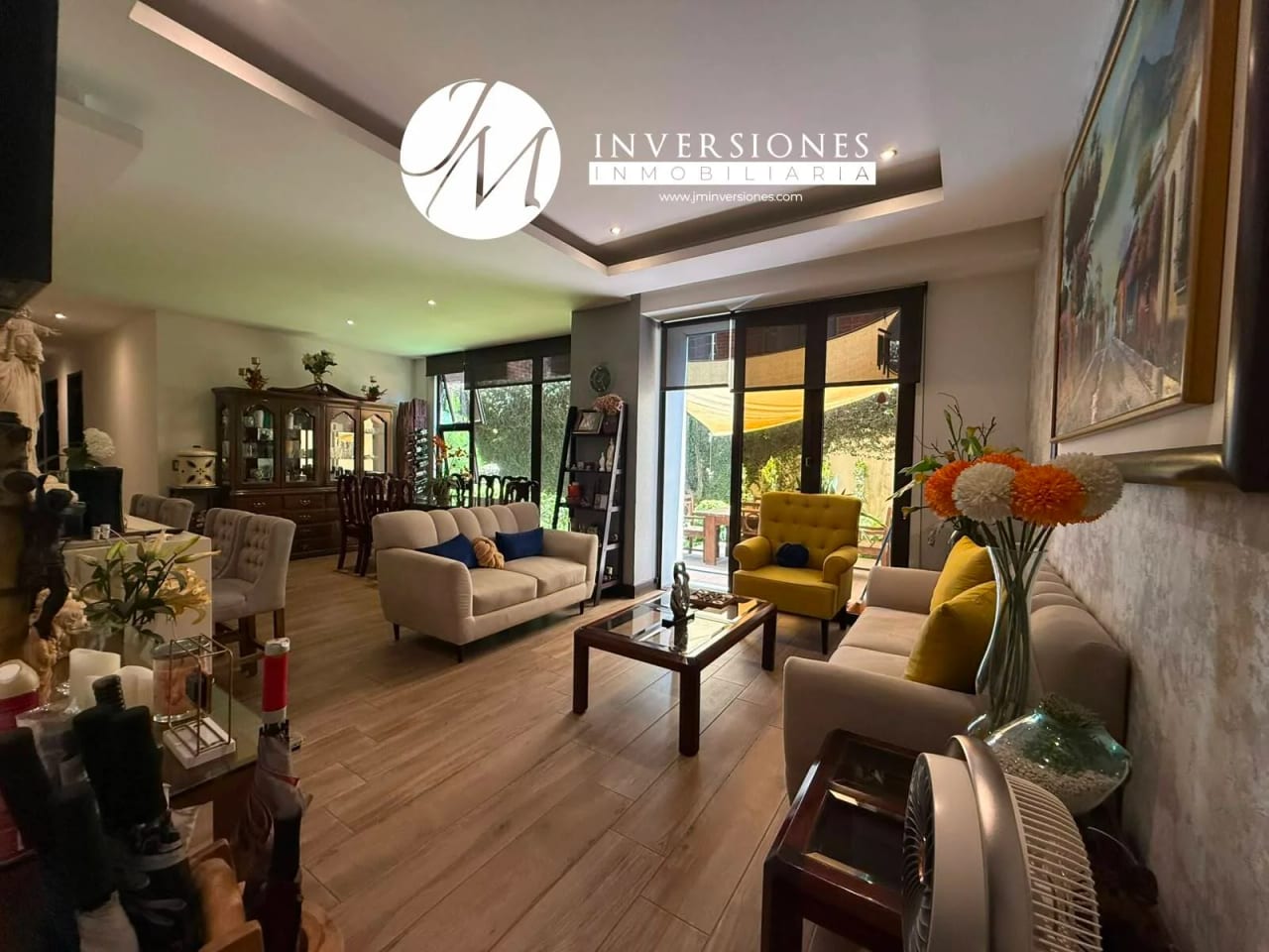 Apartamento en Venta de 3 Dormitorios en zona 10 — Apartamento en Venta en Zona 10, Guatemala, Ciudad — foto 1 de 15