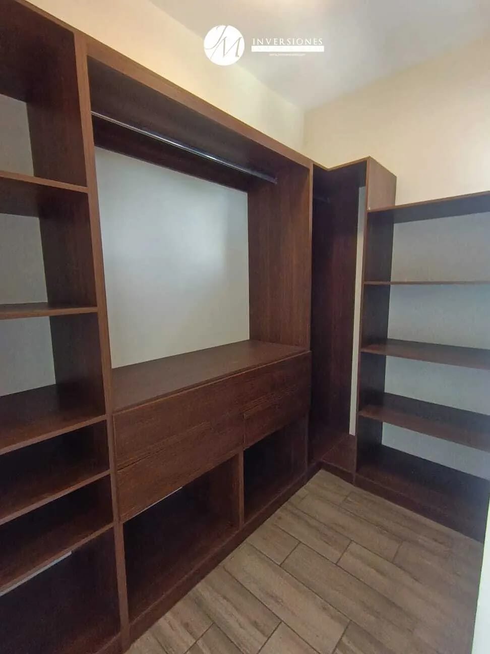Apartamento en Renta de 2 Dormitorios en Zona 16 — Apartamento en Alquiler en Zona 16, Guatemala, Ciudad — foto 8 de 8