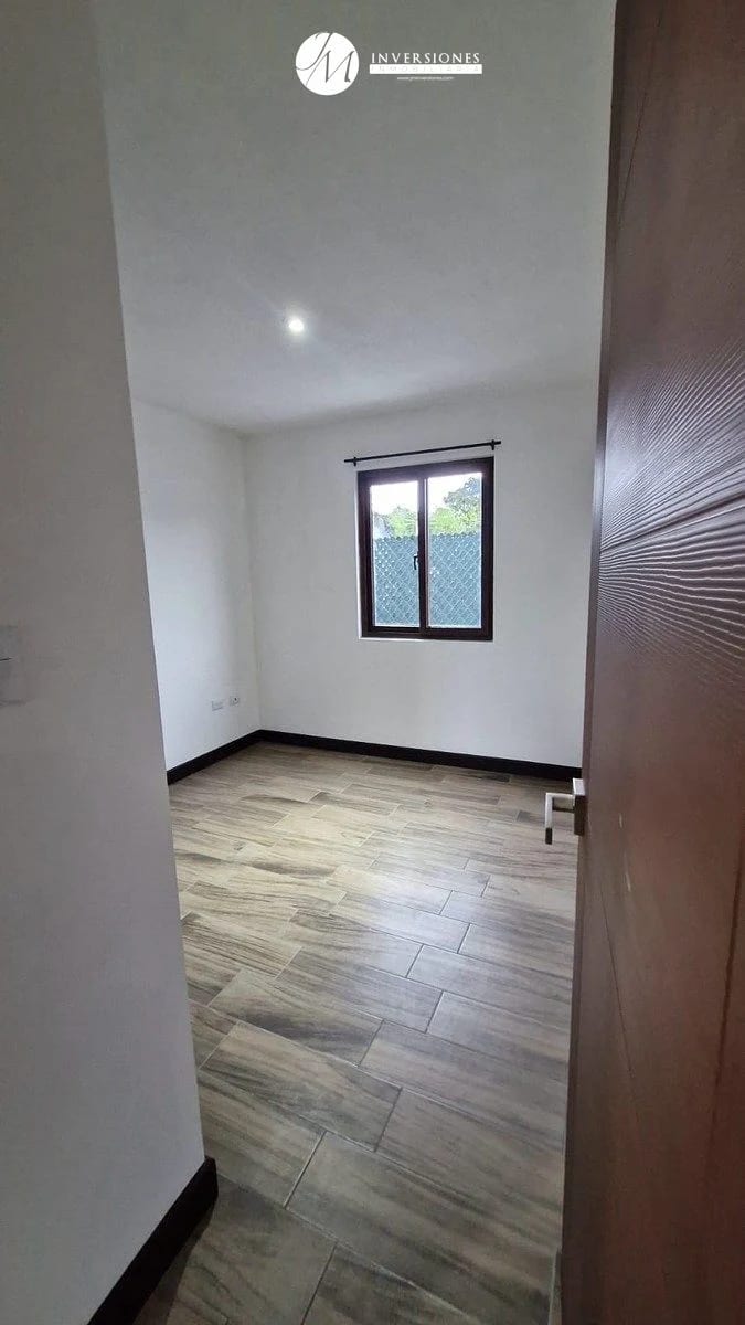 Apartamento En Renta Amueblado En Zona 10 — Apartamento en Alquiler en Zona 10, Guatemala, Ciudad — foto 2 de 17