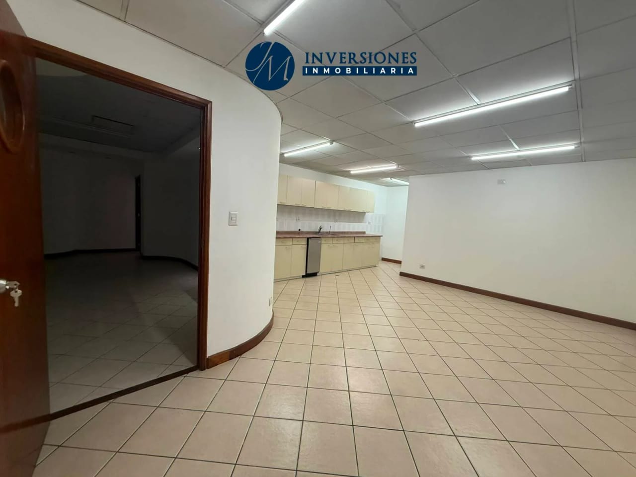 Oficina En Venta Con 216 mts En Zona 10 — Oficina en Venta en Zona 10, Guatemala, Ciudad — foto 4 de 6