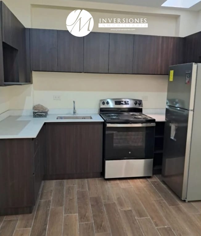 Apartamento en Renta de 2 Niveles En Zona 10 — Apartamento en Alquiler en Zona 10, Guatemala, Ciudad — foto 1 de 6