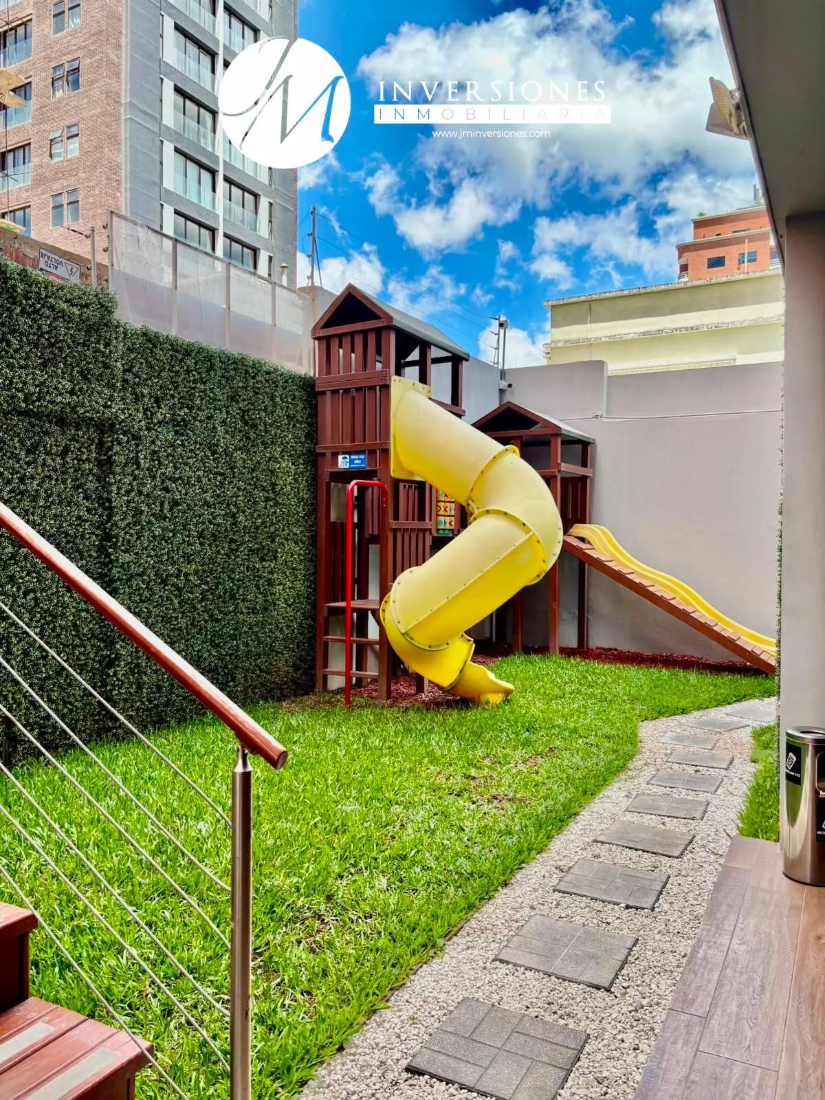 Apartamento en Renta Amueblado en zona 10 — Apartamento en Alquiler en Zona 10, Guatemala, Ciudad — foto 11 de 11