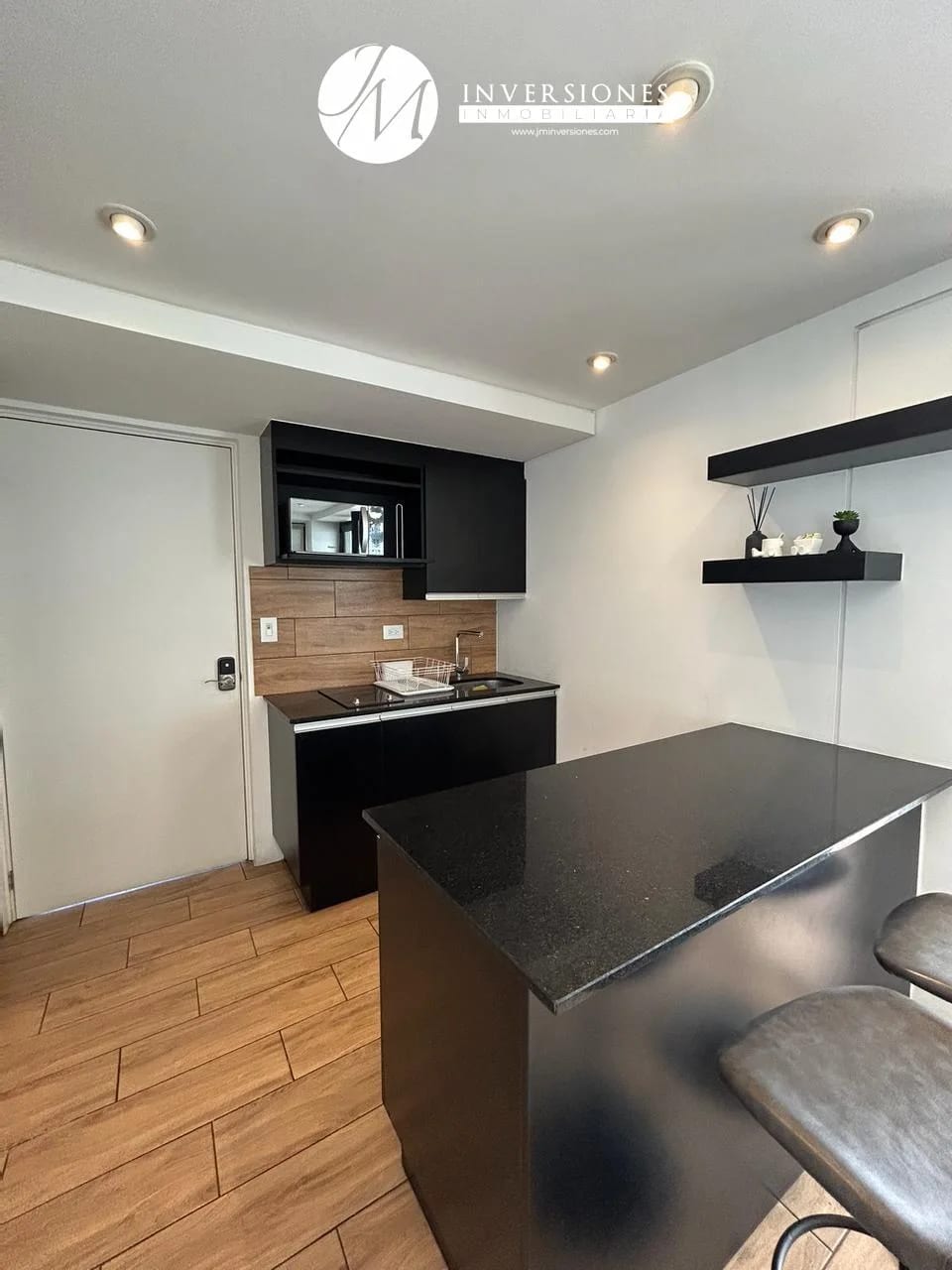 Apartamento en Venta con Linea Blanca en Zona 4 — Apartamento en Venta en Zona 4, Guatemala, Ciudad — foto 3 de 8