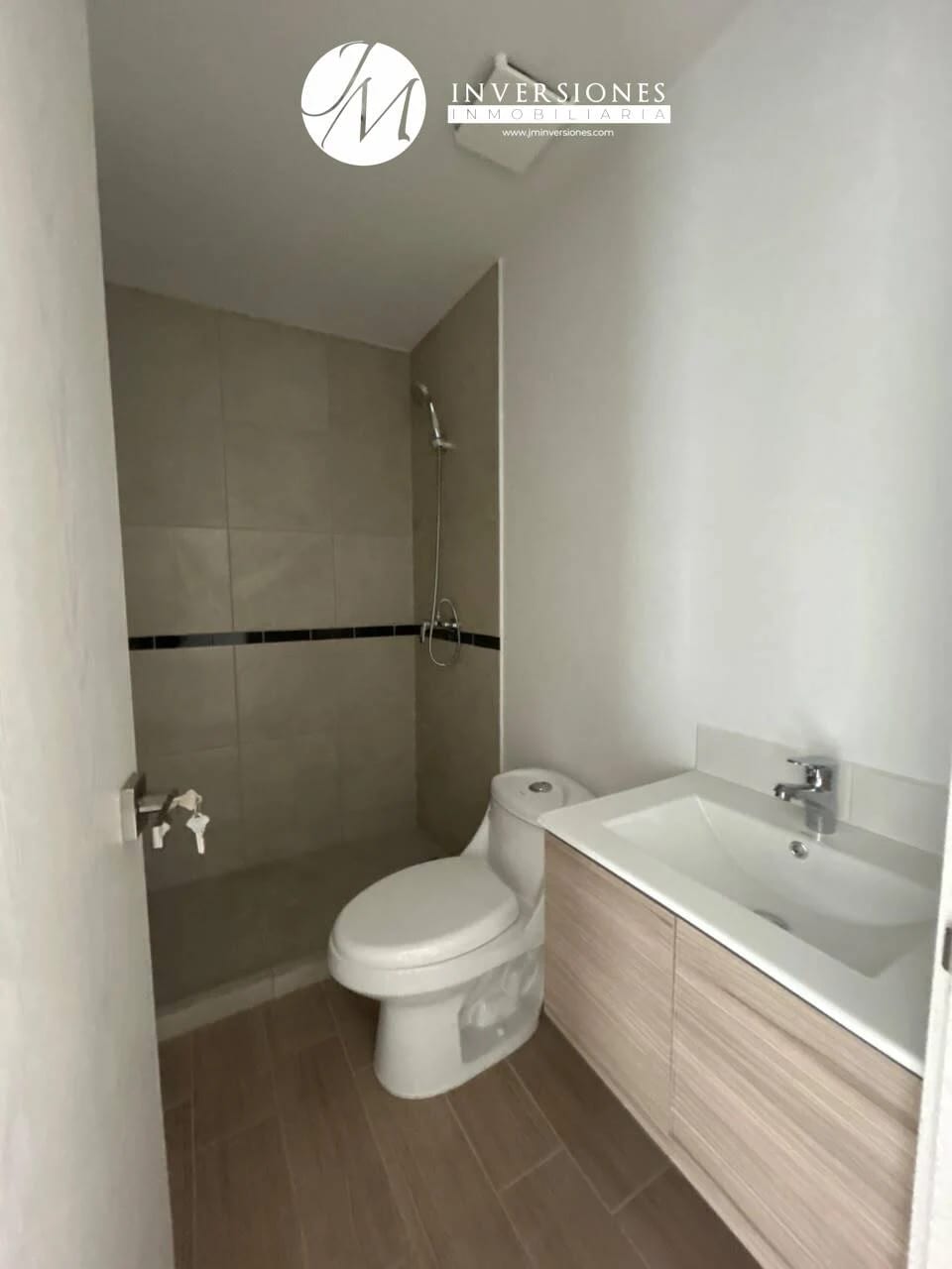 Apartamento en Venta de 2 Dormitorios en zona 12 — Apartamento en Venta en Andares Doce, Zona 12, Guatemala, Ciudad — foto 8 de 17
