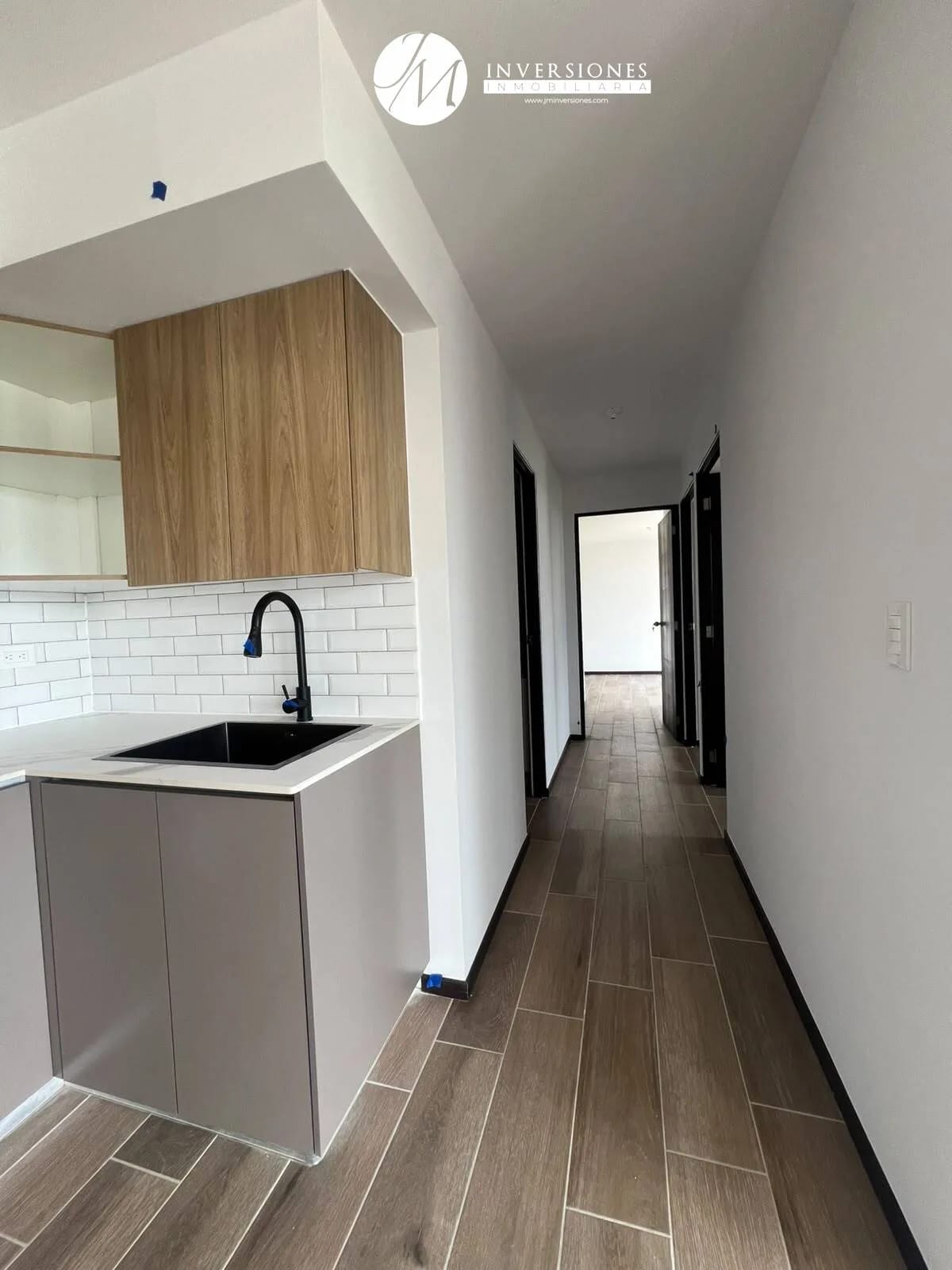 Apartamento en Renta de 3 Dormitorios en zona 16 — Apartamento en Alquiler en Zona 16, Guatemala, Ciudad — foto 2 de 6