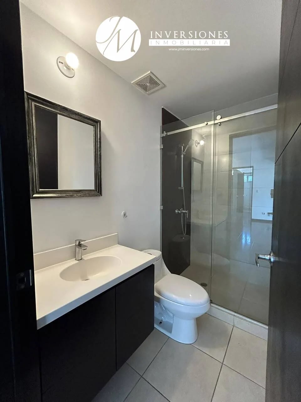 Apartamento en Venta de 3 Dormitorios en zona 16 — Apartamento en Venta en Zona 16, Guatemala, Ciudad — foto 16 de 17