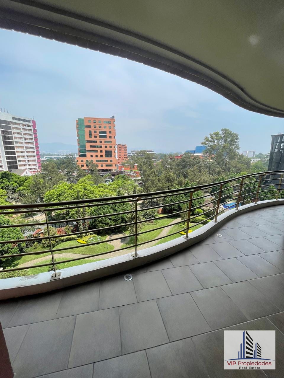 Tadeus zona 14, amplio apartamento en alquiler — Apartamento en Alquiler en Tadeus, Zona 14, Guatemala, Ciudad — foto 6 de 16