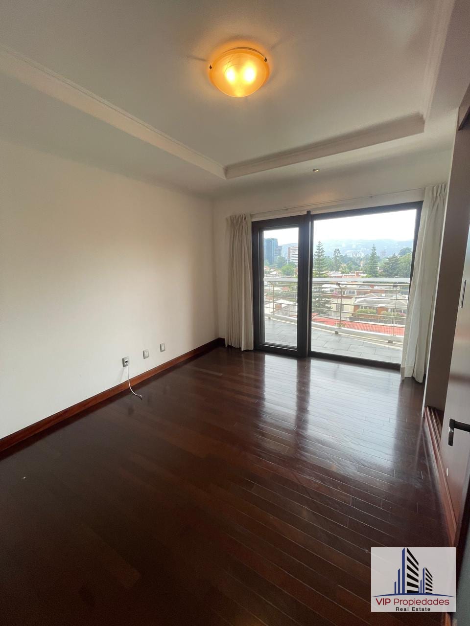 Tadeus zona 14, amplio apartamento en alquiler — Apartamento en Alquiler en Tadeus, Zona 14, Guatemala, Ciudad — foto 8 de 16