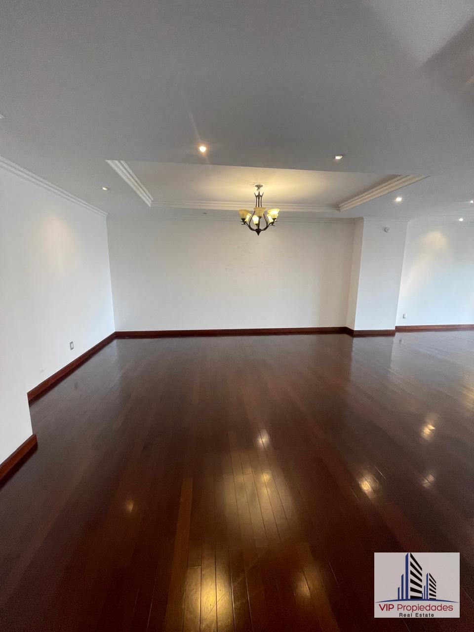 Tadeus zona 14, amplio apartamento en alquiler — Apartamento en Alquiler en Tadeus, Zona 14, Guatemala, Ciudad — foto 10 de 16