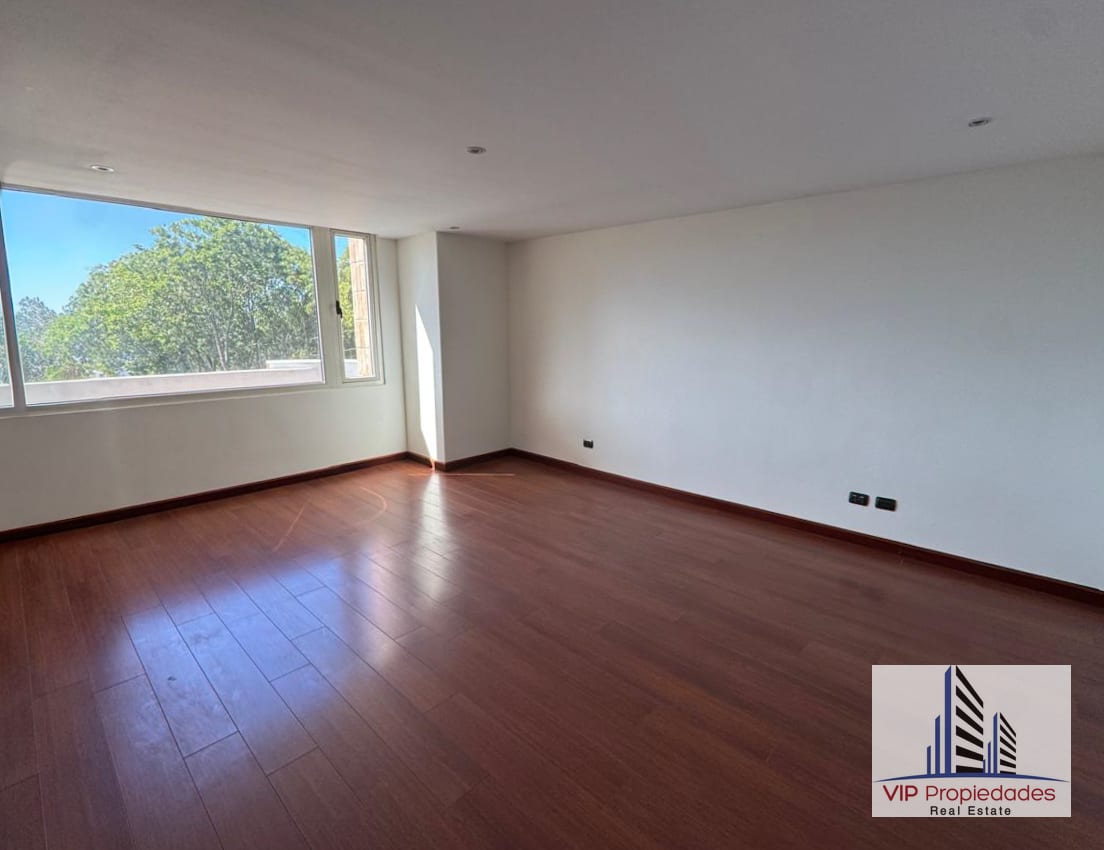 Marques del Valle, amplio apartamento en venta — Apartamento en Venta en Marqués del Valle, Zona 14, Guatemala, Ciudad — foto 3 de 14