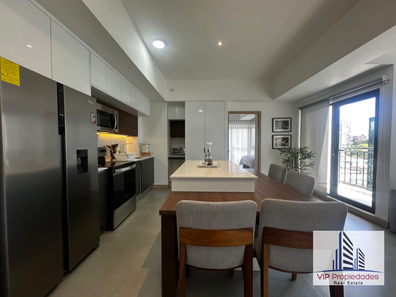 BONADIEZ, Z.10, apartamento amueblado en alquiler — Apartamento en Alquiler en Bonadiez, Zona 10, Guatemala, Ciudad — foto 11 de 14