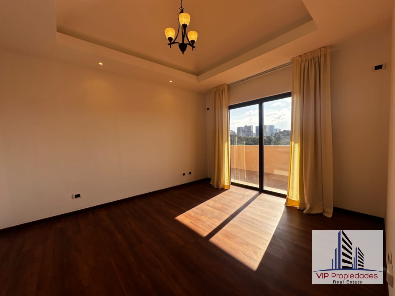 Amplio apartamento en alquiler, zona 15. — Apartamento en Alquiler en Colonia El Maestro, Zona 15, Guatemala, Ciudad — foto 8 de 8